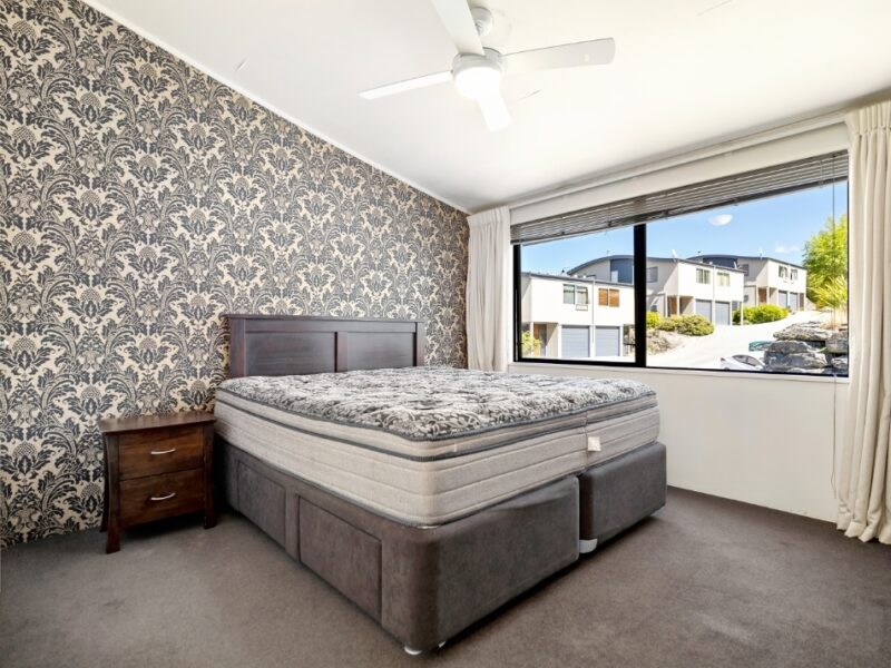 QT place with Remarkble view