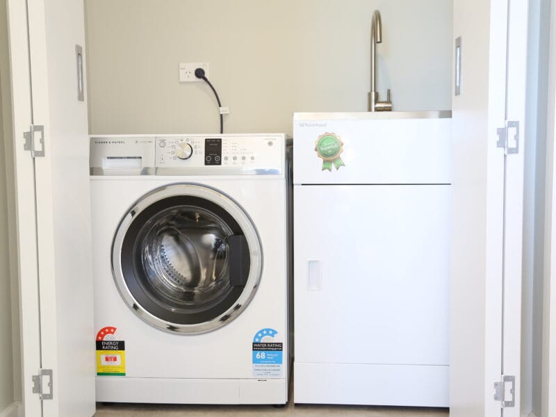 Skyline Vista - Entire New Home with Luxe View