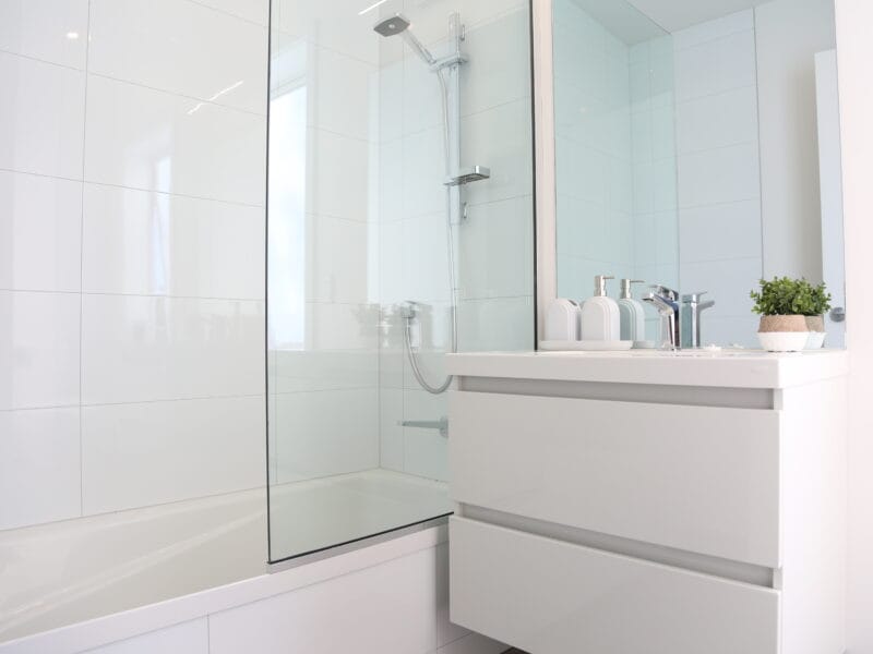 Skyline Vista - Entire New Home with Luxe View