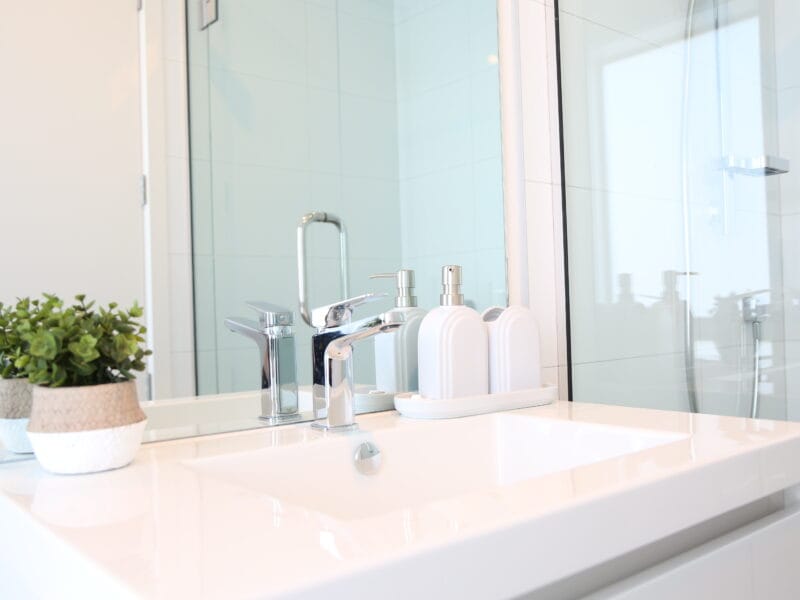 Skyline Vista - Entire New Home with Luxe View