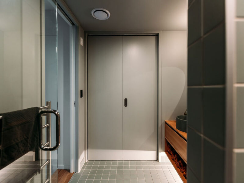 Central City Spacious Apartment