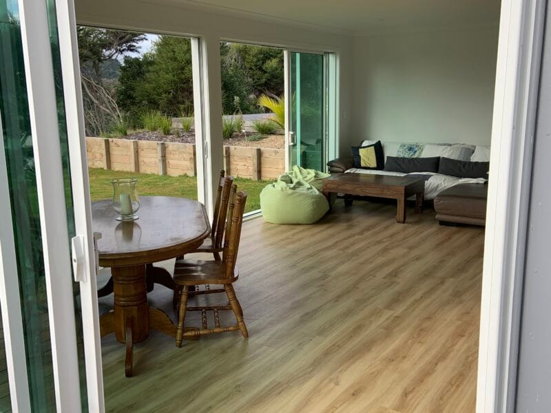 Modern Bach, Supreme Views