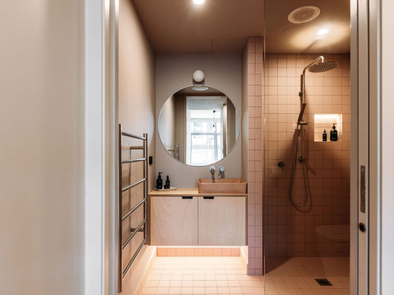 Central City Spacious Apartment