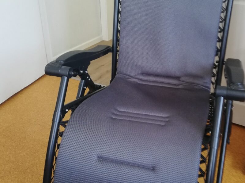 Comfortable, private sleepout