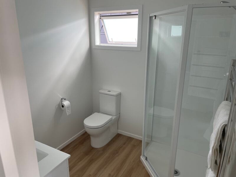 Modern Bach, Supreme Views