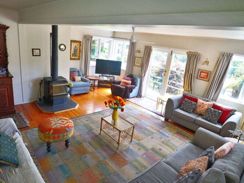 Magpie Cottage Homestay Bed & Breakfast