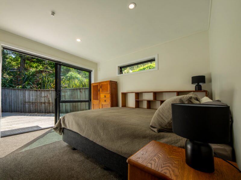 City Convenience with Rural Views in Nelson City