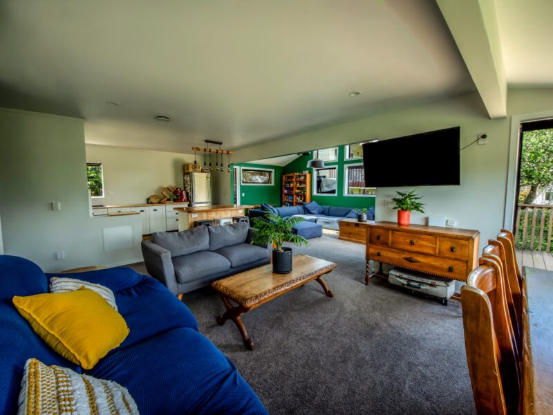 City Convenience with Rural Views in Nelson City