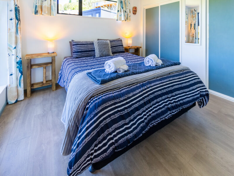 Sun, Sea, Panoramic Views: Spacious Cass Bay Beach house