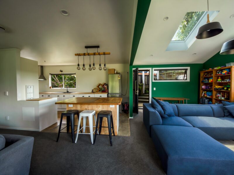 City Convenience with Rural Views in Nelson City