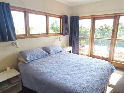 Cozy stay with views