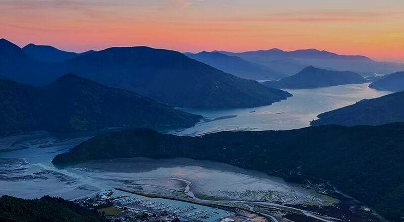 Marina Side Private Suite