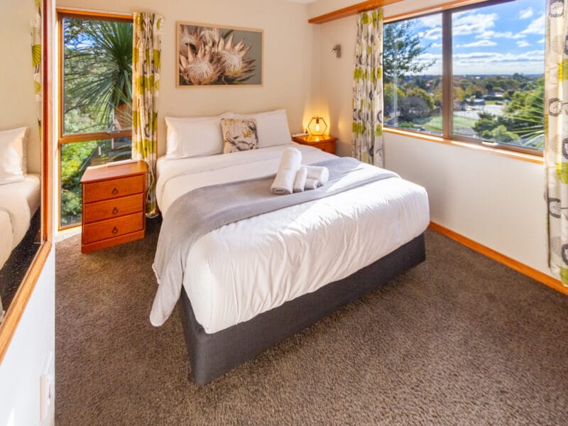 Architectural Oasis | Serenity & Spectacular Views