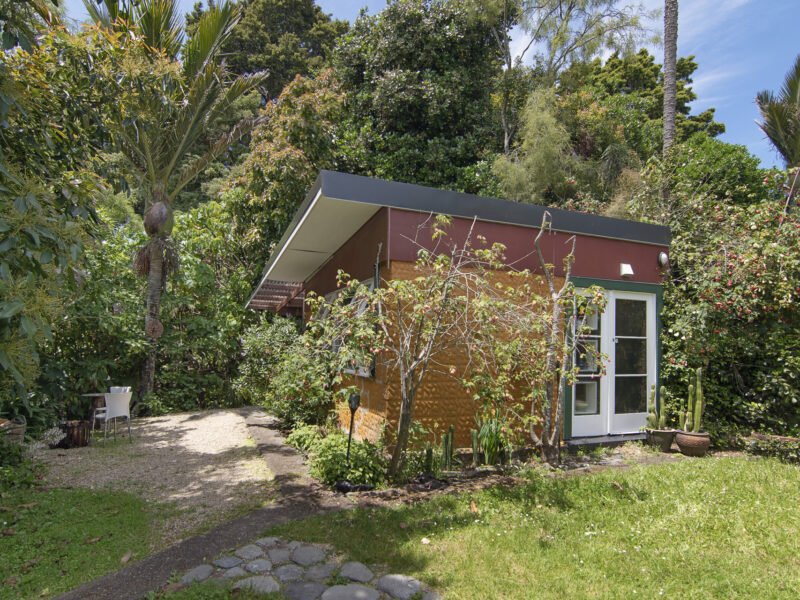 Streamside chalet in Golden Bay