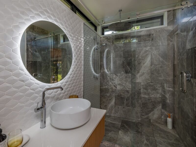 Beluga - Two Bedroom Home