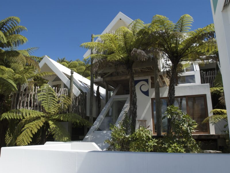 te Whare - Lake Tarawera (Aroha Suite)