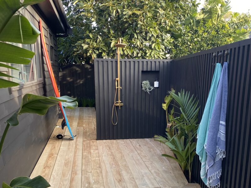 Great for large families - pool, spa, games room!