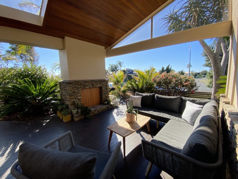 Great for large families - pool, spa, games room!