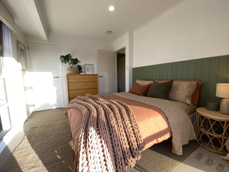 Great for large families - pool, spa, games room!