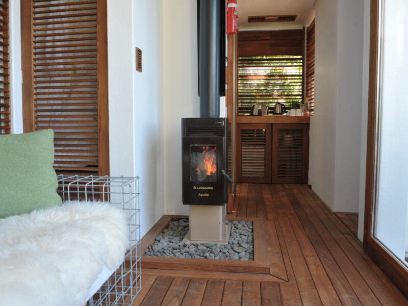 te Whare - Lake Tarawera (Aroha Suite)