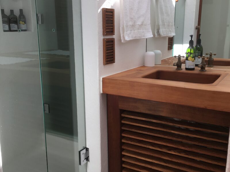 te Whare - Lake Tarawera (Aroha Suite)