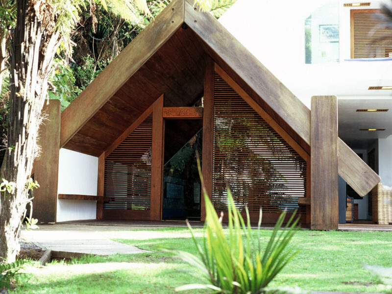 te Whare - Lake Tarawera (Aroha Suite)