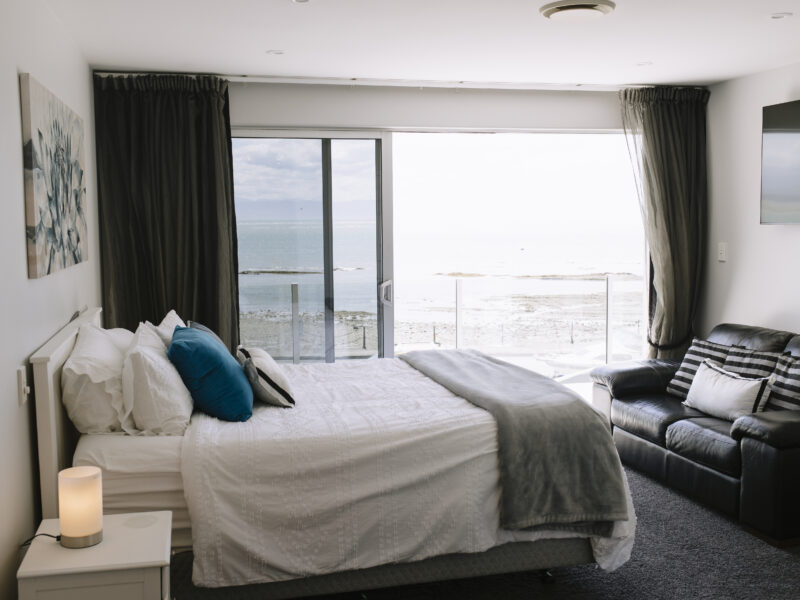 Nelson Beachfront Luxury Apartment