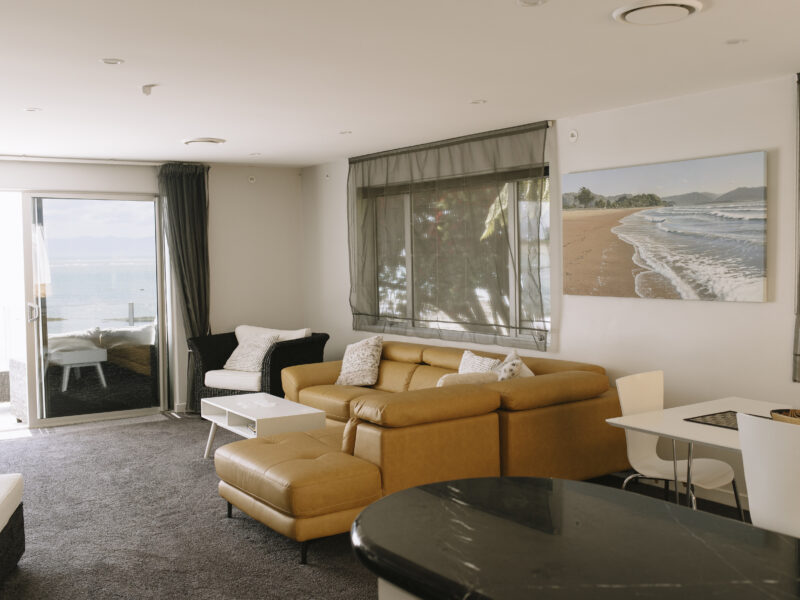 Nelson Beachfront Luxury Apartment