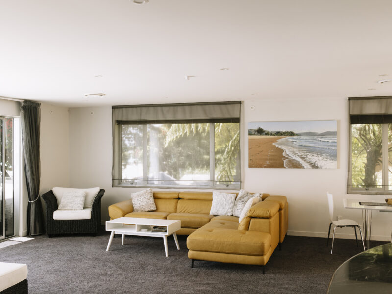 Nelson Beachfront Luxury Apartment