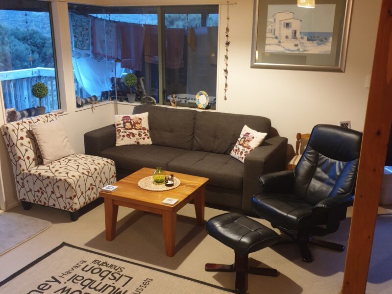 Tree Tops stunning water & Reserve Views