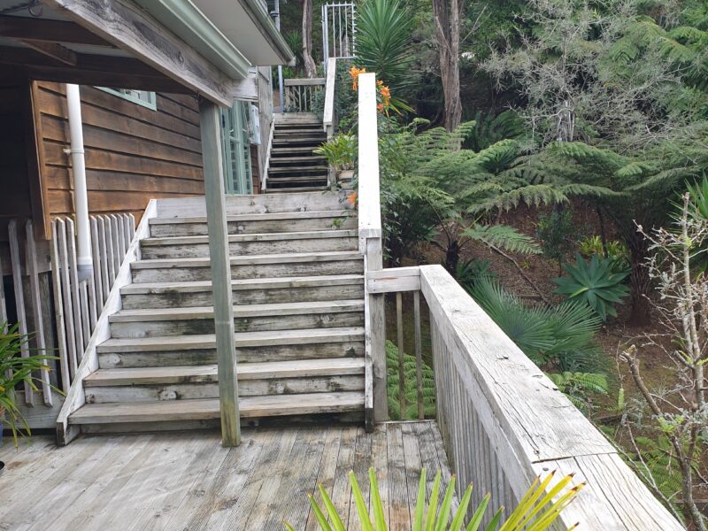 Tree Tops stunning water & Reserve Views