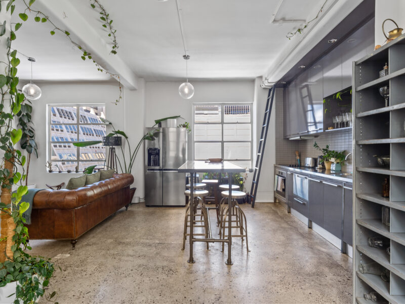 NY Style 3 Bed Character Apartment in Auckland CBD