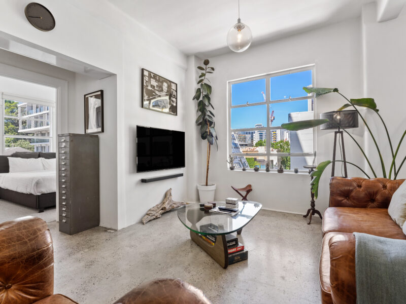 NY Style 3 Bed Character Apartment in Auckland CBD