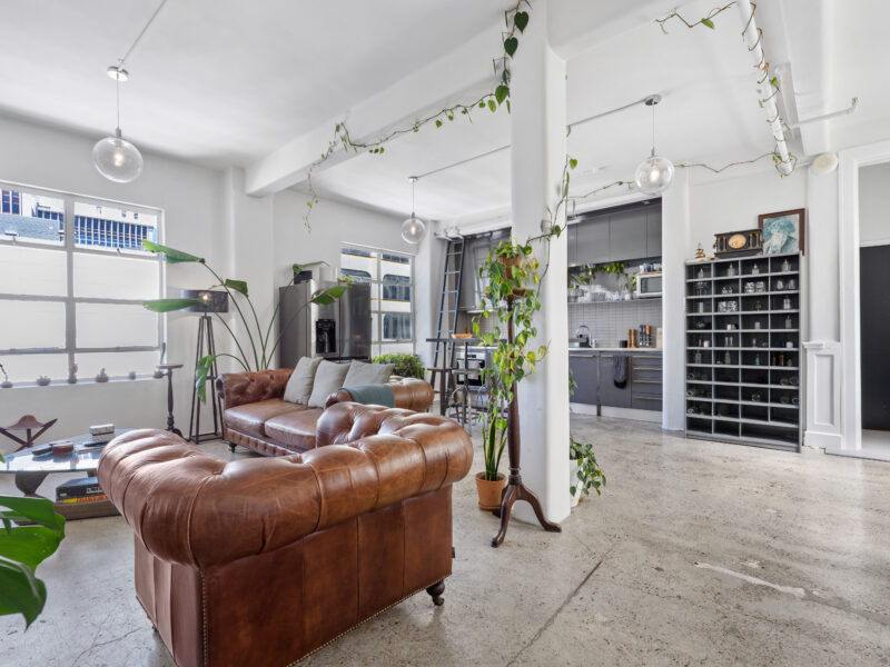 NY Style 3 Bed Character Apartment in Auckland CBD