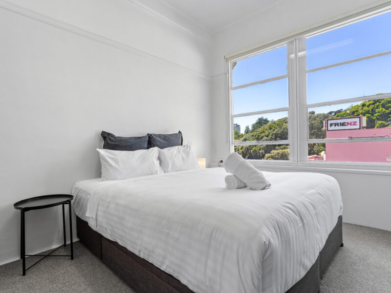 NY Style 3 Bed Character Apartment in Auckland CBD