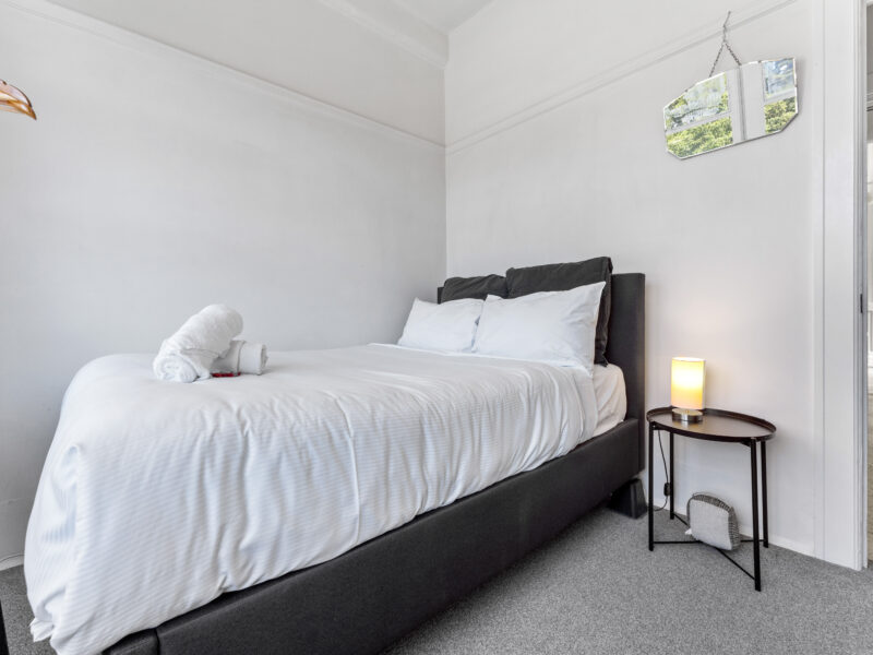 NY Style 3 Bed Character Apartment in Auckland CBD