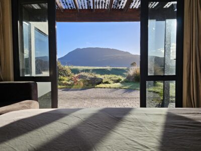 Sweeping Lake View Retreat