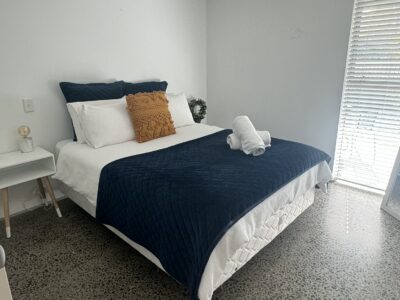 Lake Front Apartment Two Mile Bay