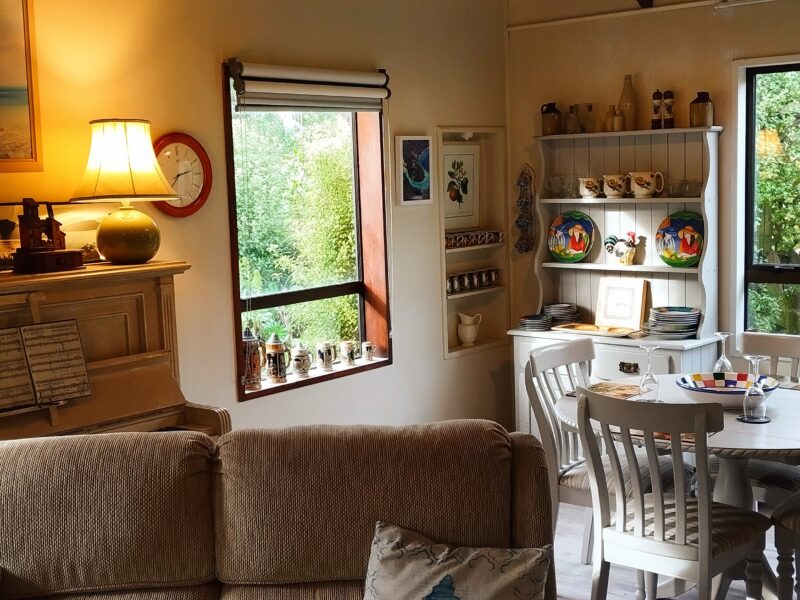 La Vie en Rose Cottage