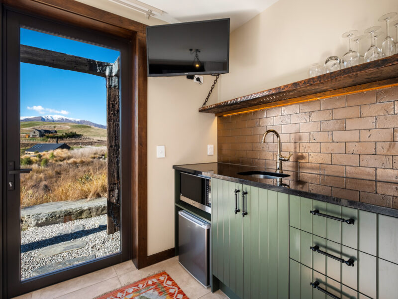 HawkRidge Alpine Honeymoon Suite