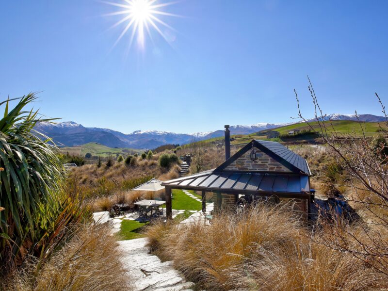 HawkRidge Honeymooners Chalet