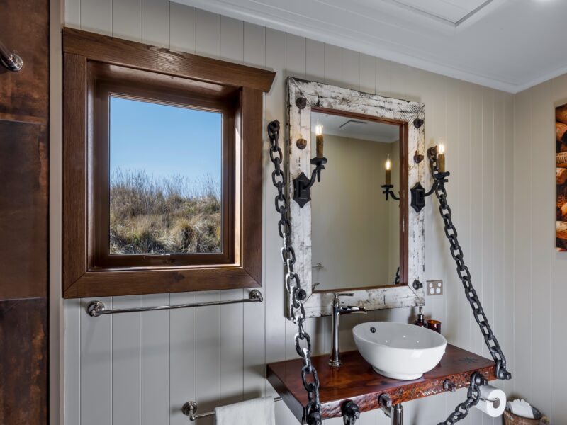 HawkRidge Honeymooners Chalet