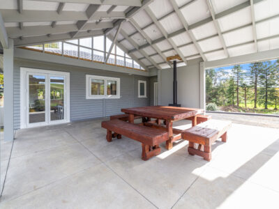 Karapiro Cottage Lake views