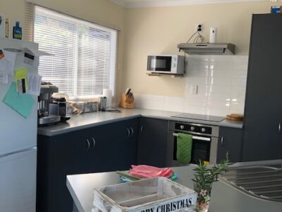 Relax by the water - Waimanaaki