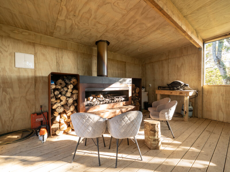 Stewart Island, New Zealand, Accommodation and Charters