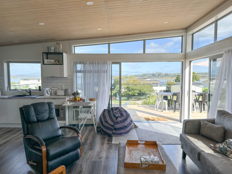 Awatea Beach escape -full accessibility -