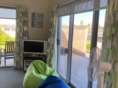 Relax by the water - Waimanaaki