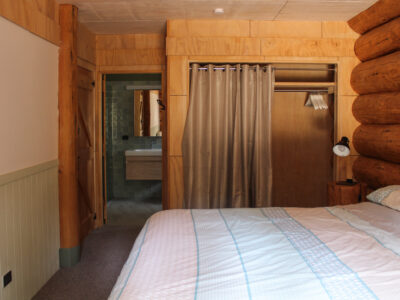 Stunning Private Log Cabin