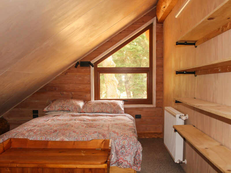 Stunning Private Log Cabin