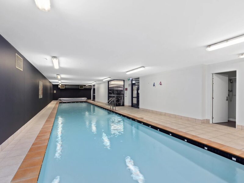 Family friendly Berhampore Apartment with indoor pool and gym